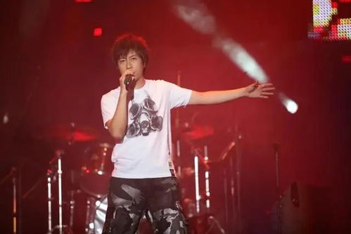 中青报 面对假唱风波，真相不该遥远——网络文化经营的诚信基石与监管未来